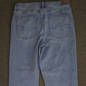 American Eagle AE MOM Strigid Jeans Size 12 Short